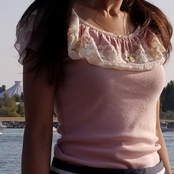 Pink lace collar ruffle shirt - Picture 7 of 9